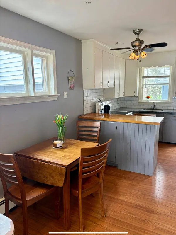 48 Berry ST, Meaford, ON N4L 1G2