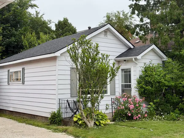 48 Berry ST