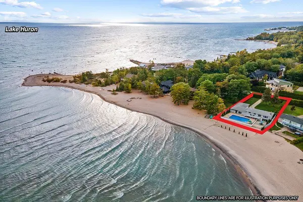 1420 Tiny Beaches RD N, Tiny, ON L9M 0H3