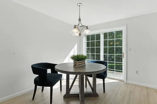 18 East Ridge RD, Merrimack, NH 03054