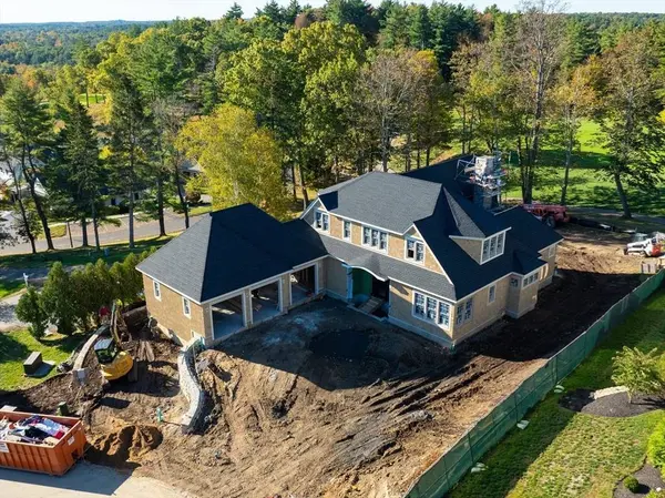 30 Buttonwood Lane, Ipswich, MA 01938