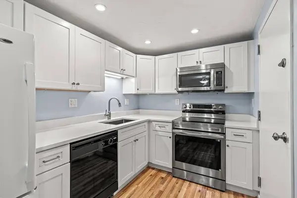189 Littleton Rd #7, Chelmsford, MA 01824