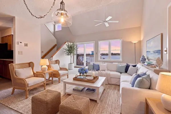 113 Water #78, Beverly, MA 01915