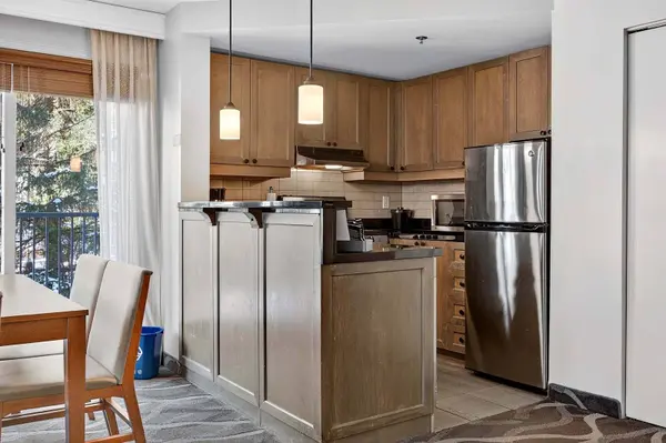 170 Ch. du Curé-Deslauriers #313, Mont-tremblant, QC J8E1C9