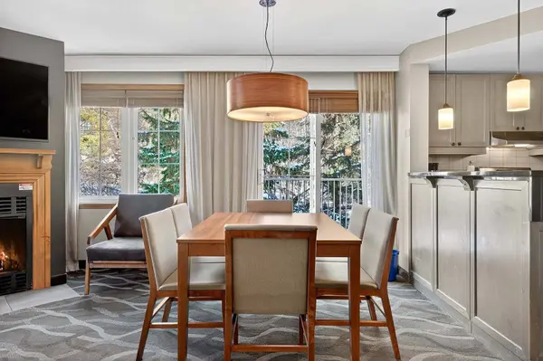 170 Ch. du Curé-Deslauriers #313, Mont-tremblant, QC J8E1C9