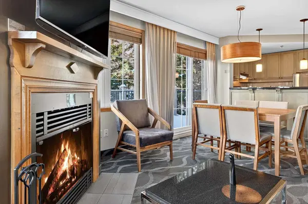 170 Ch. du Curé-Deslauriers #313, Mont-tremblant, QC J8E1C9