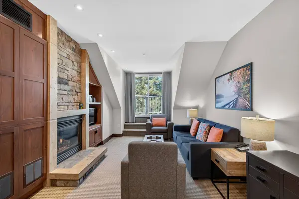 150 Ch. du Curé-Deslauriers #315, Mont-tremblant, QC J8E1C9