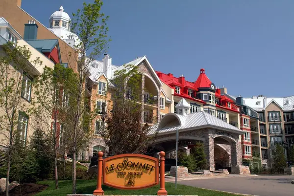 150 Ch. au Pied-de-la-Montagne #429-C, Mont-tremblant, QC J8E1M2