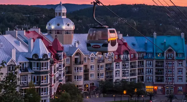 150 Ch. au Pied-de-la-Montagne #429-C, Mont-tremblant, QC J8E1M2