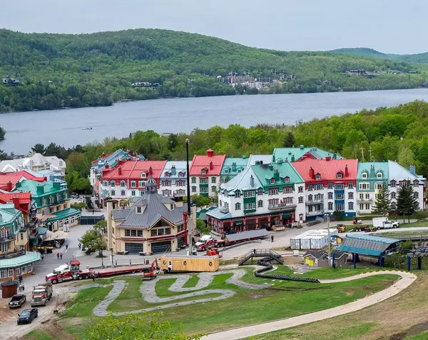 3035 Ch. de la Chapelle #104, Mont-tremblant, QC J8E1E1