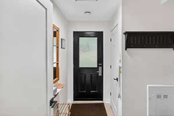 211 Ch. des Quatre-Sommets #7, Mont-tremblant, QC J8E1C6