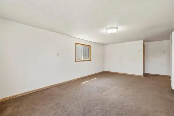 226 Moore LN, Billings, MT 59101