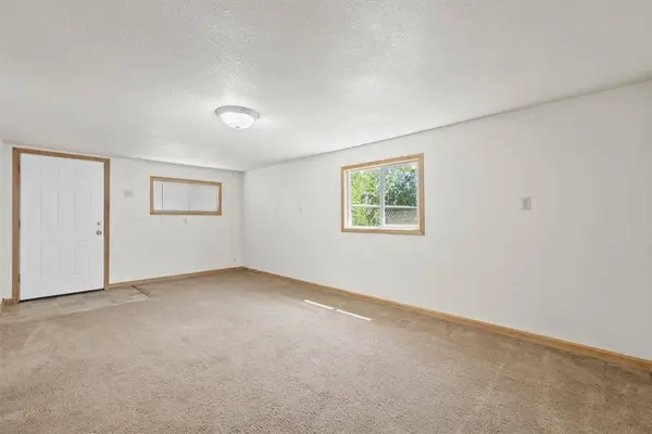 226 Moore LN, Billings, MT 59101