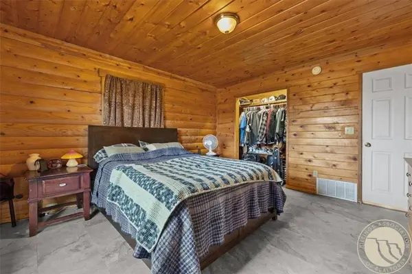 5615 Scandia RD, Shepherd, MT 59079