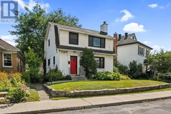 22 MOUNT PLEASANT AVENUE, Ottawa, ON K1S0L8