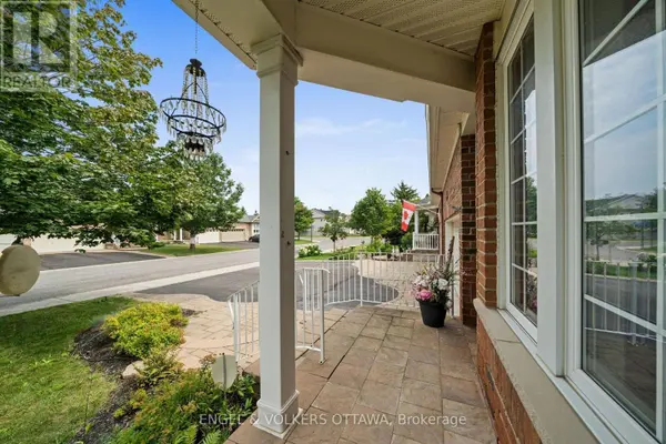 205 CAIRNSMORE CIRCLE, Ottawa, ON K2J0G4