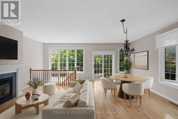 205 CAIRNSMORE CIRCLE, Ottawa, ON K2J0G4