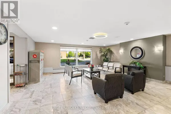 1465 Baseline RD #1206, Ottawa, ON K2C3L9