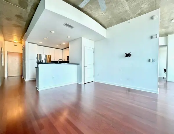 360 Nueces ST #4008, Austin, TX 78701