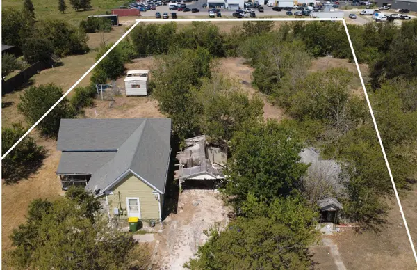 701 N Bastrop ST