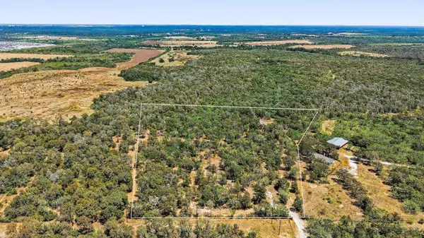 388 The Forest RD, Dale, TX 78616