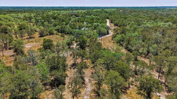 388 The Forest RD, Dale, TX 78616