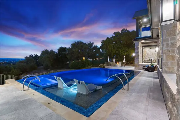 106 Diamond Hill DR, Horseshoe Bay, TX 78657