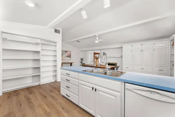 3209 Warren ST, Austin, TX 78703