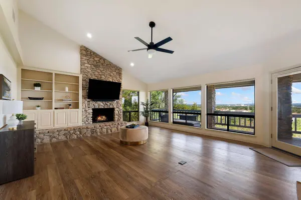 310 Dogie DR #A, Horseshoe Bay, TX 78657