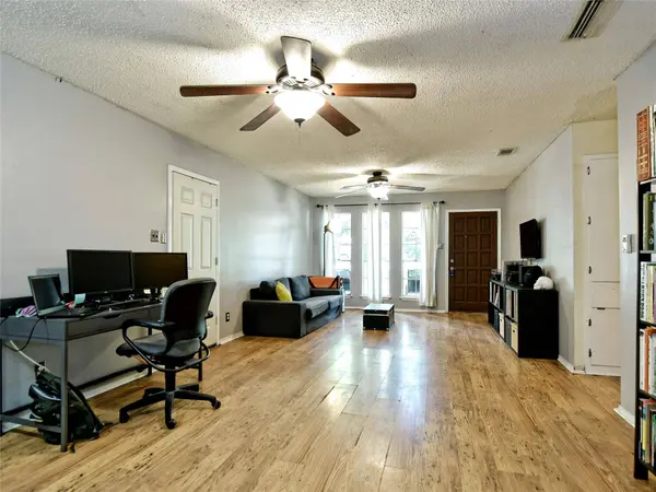 4911 Aberdeen CIR, Austin, TX 78745