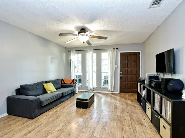4911 Aberdeen CIR, Austin, TX 78745