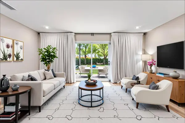 907 Chiswick DR, Austin, TX 78753