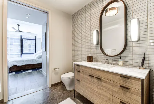 202 Nueces ST #2204, Austin, TX 78701