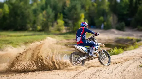 175 Ch. du Lac-Ludger, Lantier, QC J0T1V0