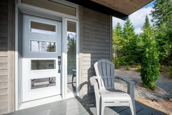 175 Ch. du Lac-Ludger, Lantier, QC J0T1V0