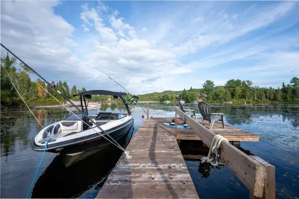175 Ch. du Lac-Ludger, Lantier, QC J0T1V0