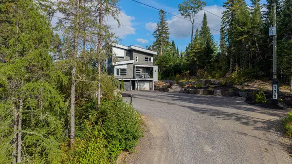 175 Ch. du Lac-Ludger, Lantier, QC J0T1V0