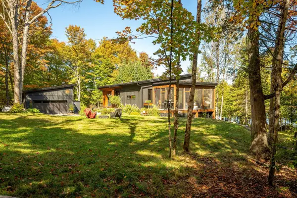 2 Ch. de la Médéole, Harrington, QC J8G2T1