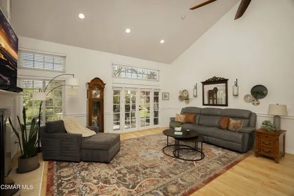439 Pesaro Street, Oak Park, CA 91377