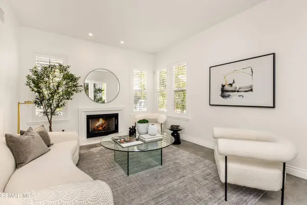 6072 Mandeville Place, Oak Park, CA 91377