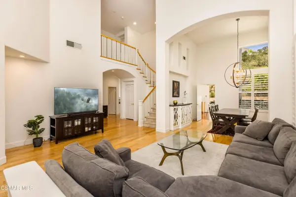 6321 Marquis Court, Oak Park, CA 91377