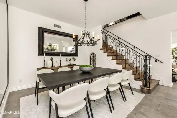 6072 Mandeville Place, Oak Park, CA 91377