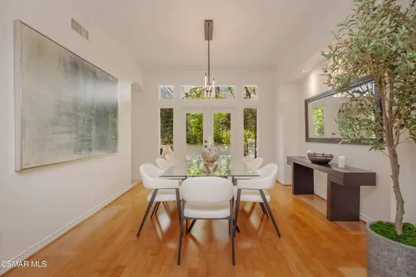 861 Alexandra Court, Oak Park, CA 91377