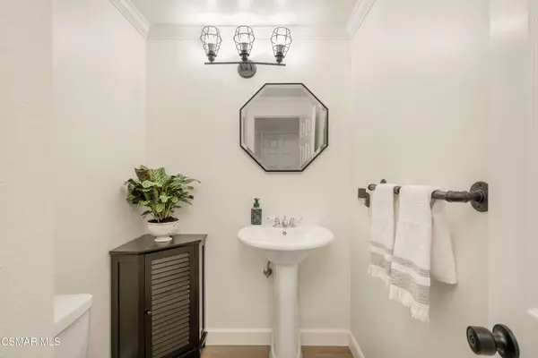 6767 Pheasant Lane, Oak Park, CA 91377