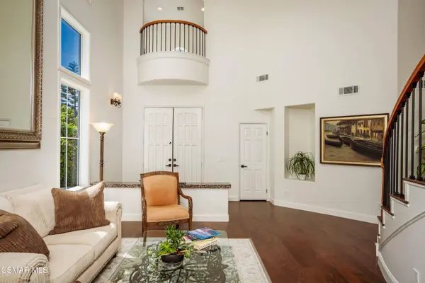 1004 Lambourne Place, Oak Park, CA 91377