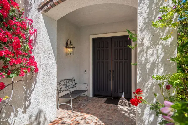 1004 Lambourne Place, Oak Park, CA 91377