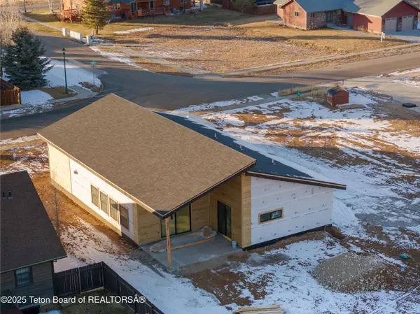 1085 PAWNEE Road, Driggs, ID 83422