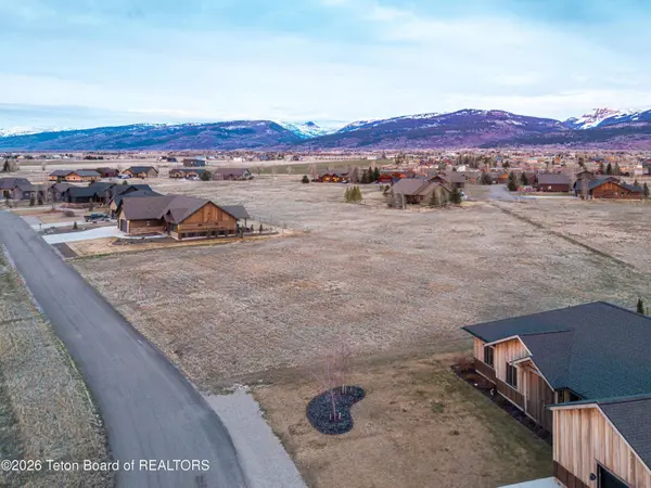 5053 ROWBOAT LOOP, Victor, ID 83455