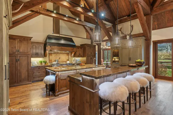 2815 N BLACK SHEEP FARM Road, Alta, WY 83414