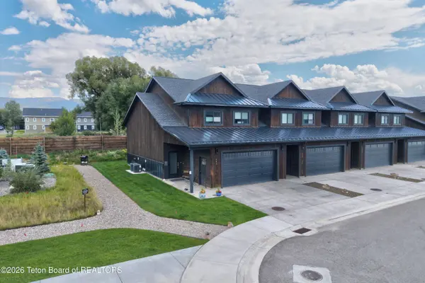 643 STONE PEAK Loop, Driggs, ID 83422